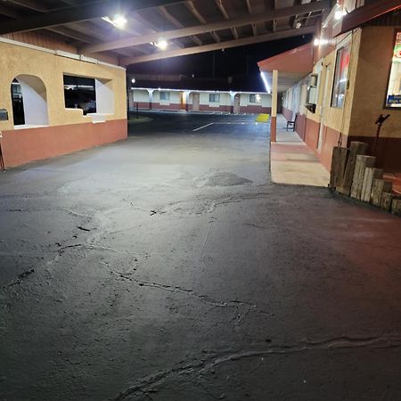 Sands Motel Portales Extérieur photo