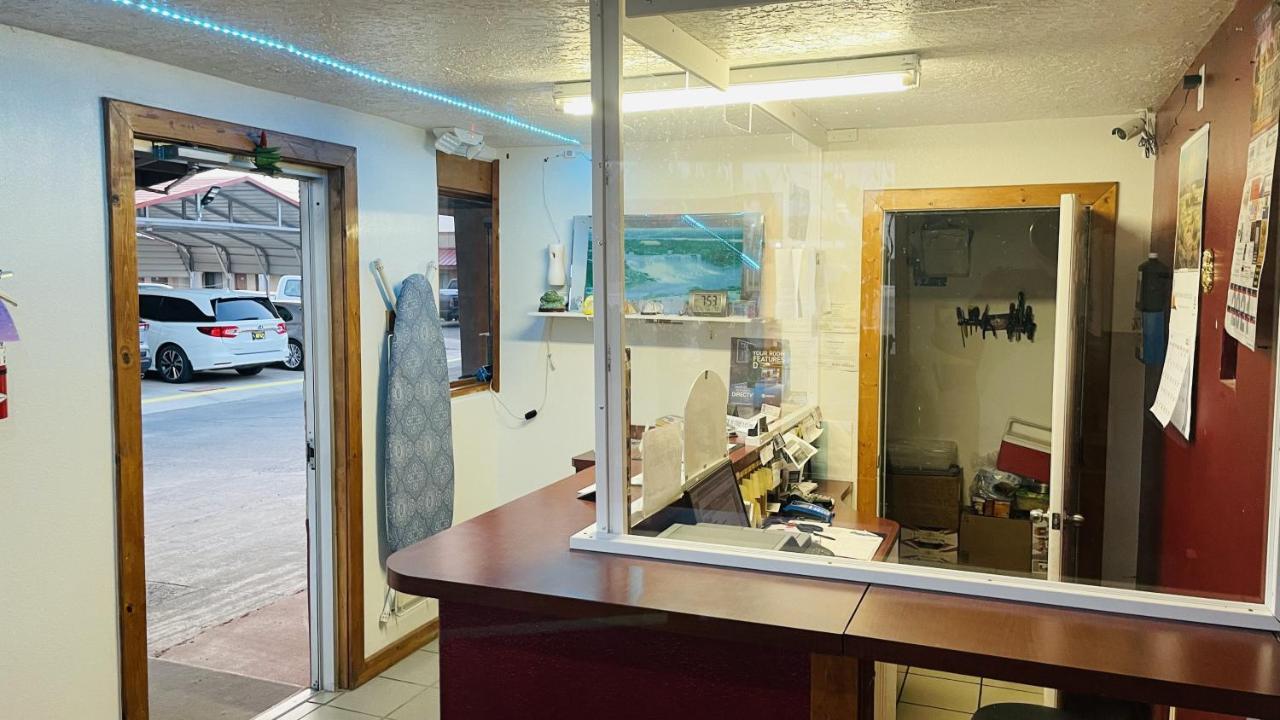 Sands Motel Portales Extérieur photo
