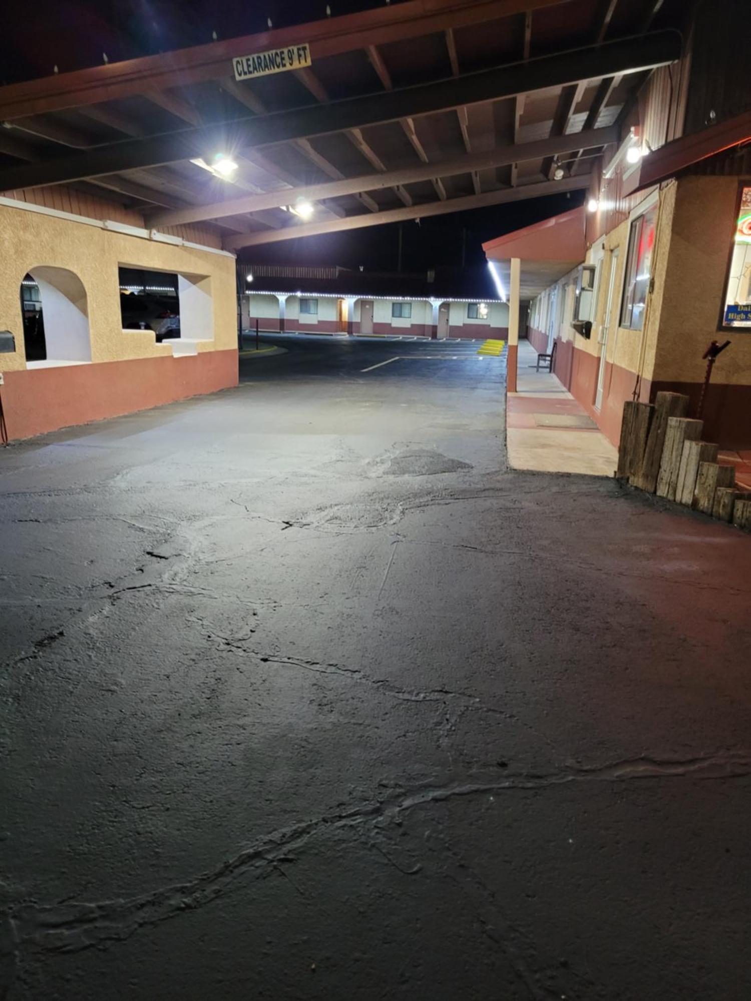 Sands Motel Portales Extérieur photo